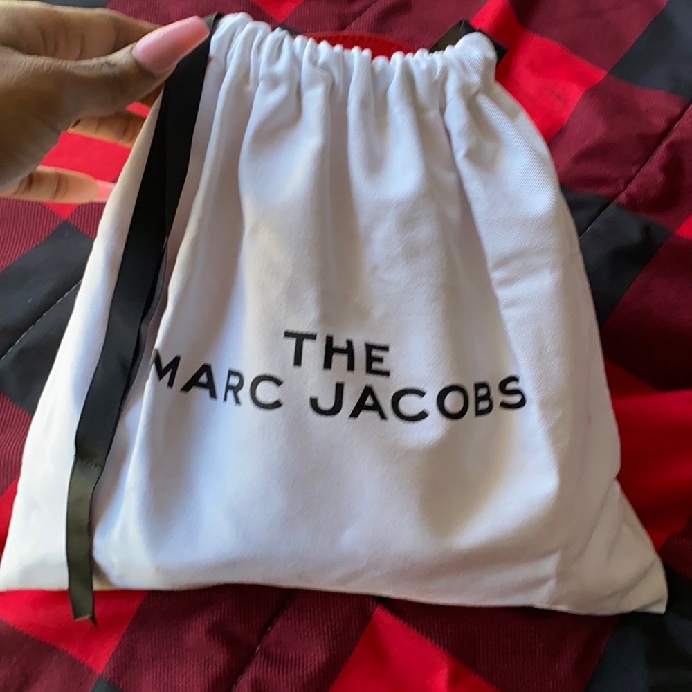 Marc Jacob Red Cross body bag